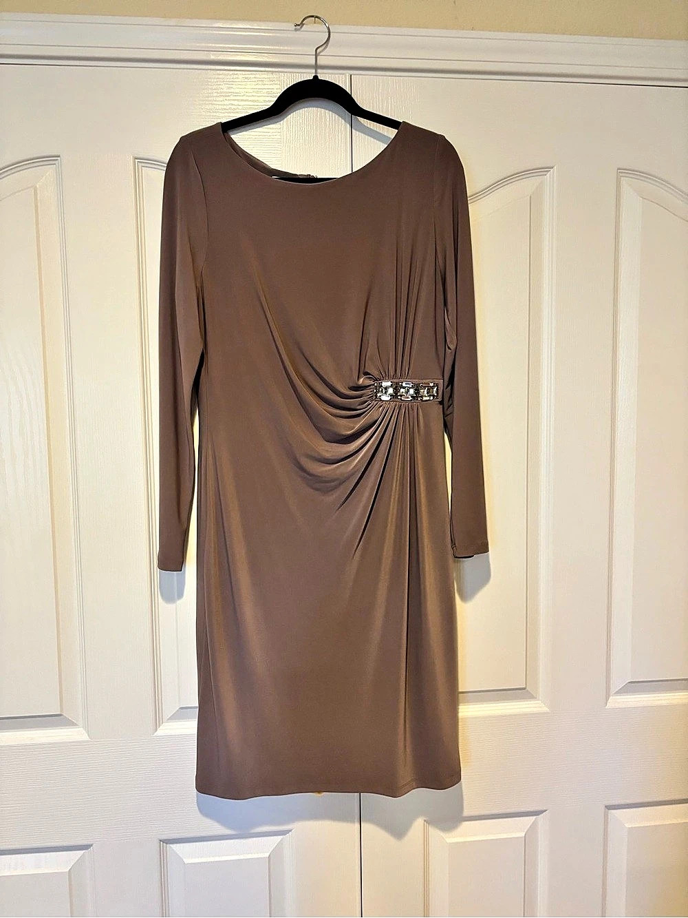 Anne Klein Ruched Midi Dress in Brown Size 12 Like New